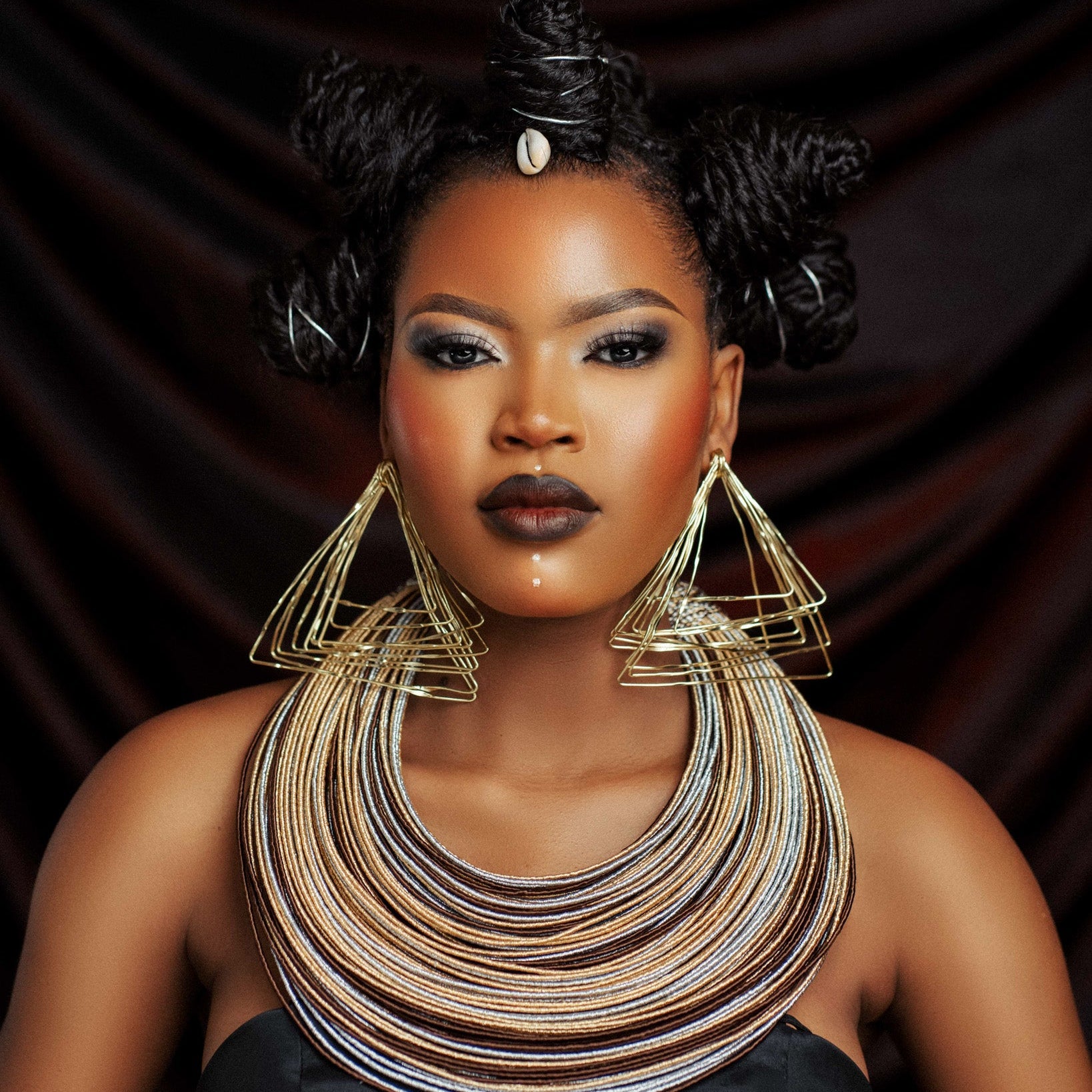 Zamunda multi strand Triangle Earrings - Trufacebygrace