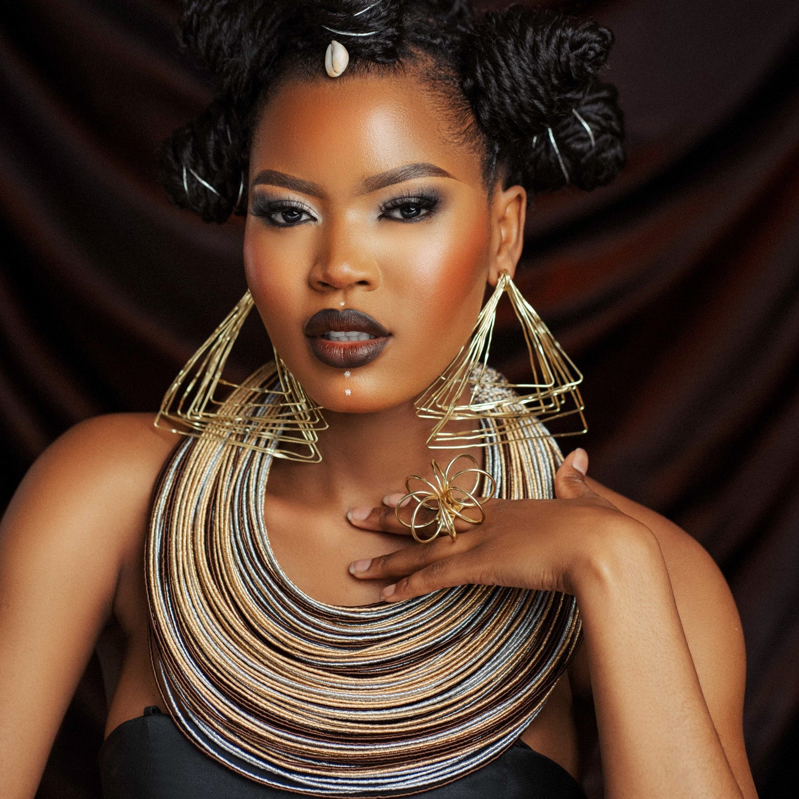 Zamunda multi strand Triangle Earrings - Trufacebygrace