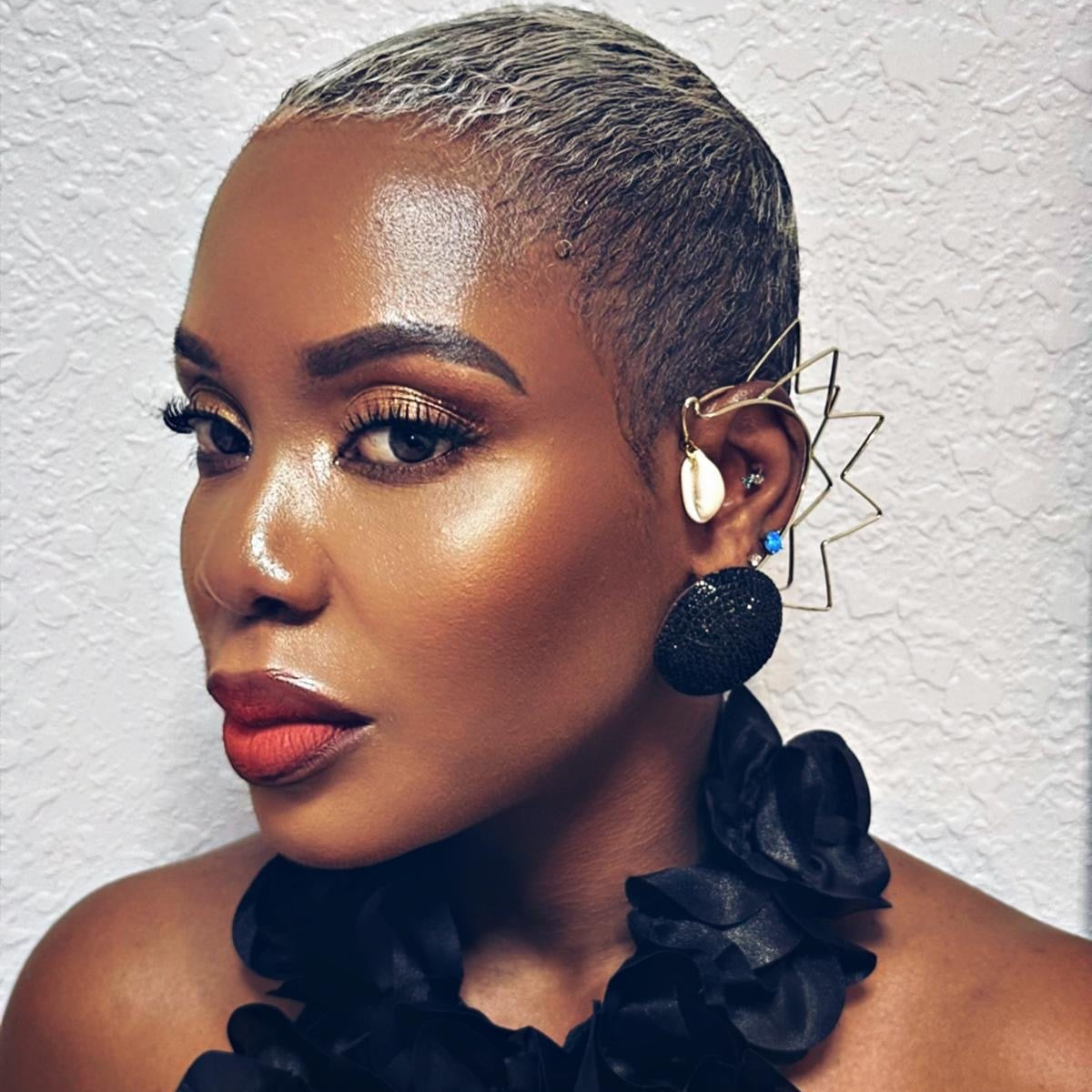 Zigzag Cowry Non - pierced Ear Cuffs - Trufacebygrace