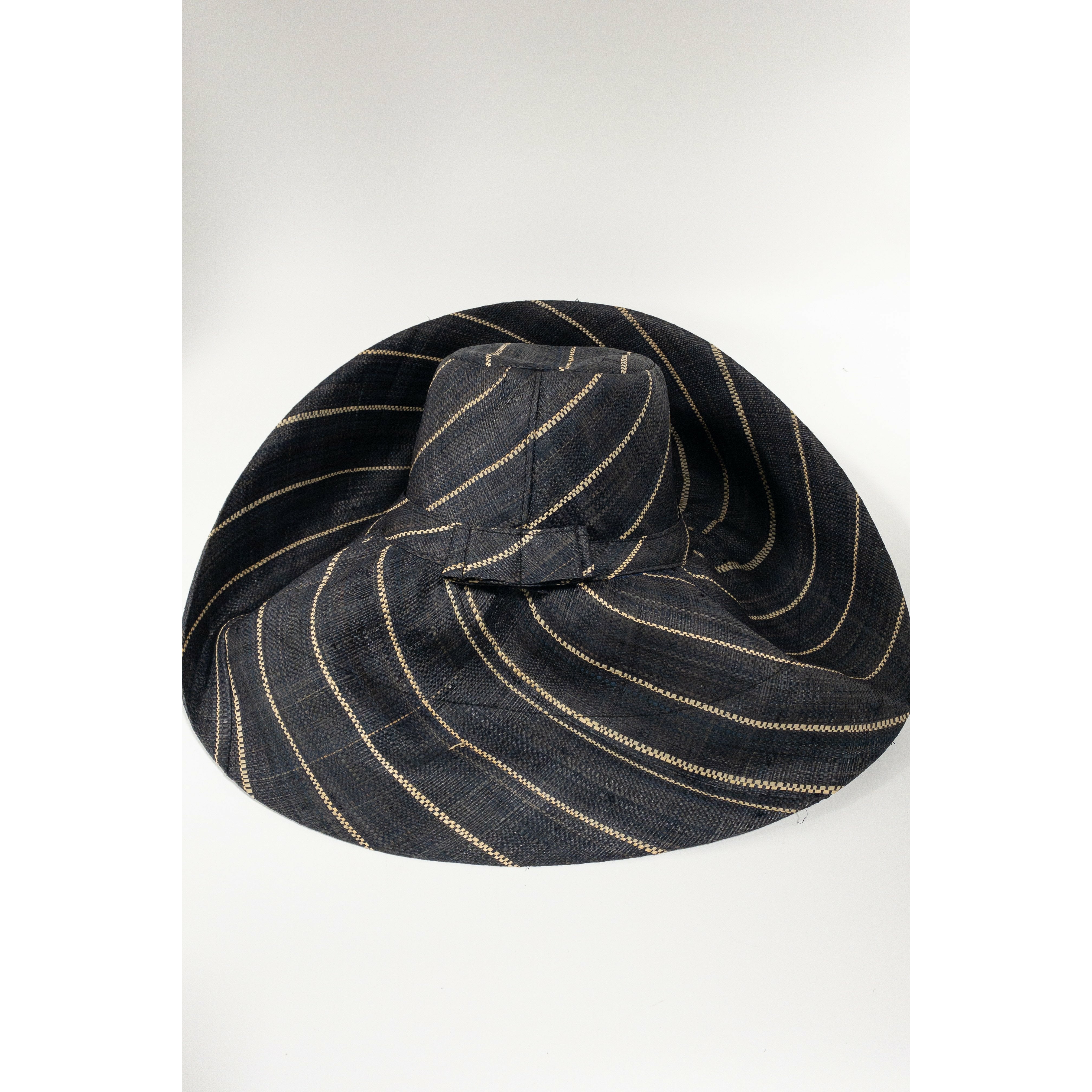 Meena design/Stripes Beach Hat - Trufacebygrace