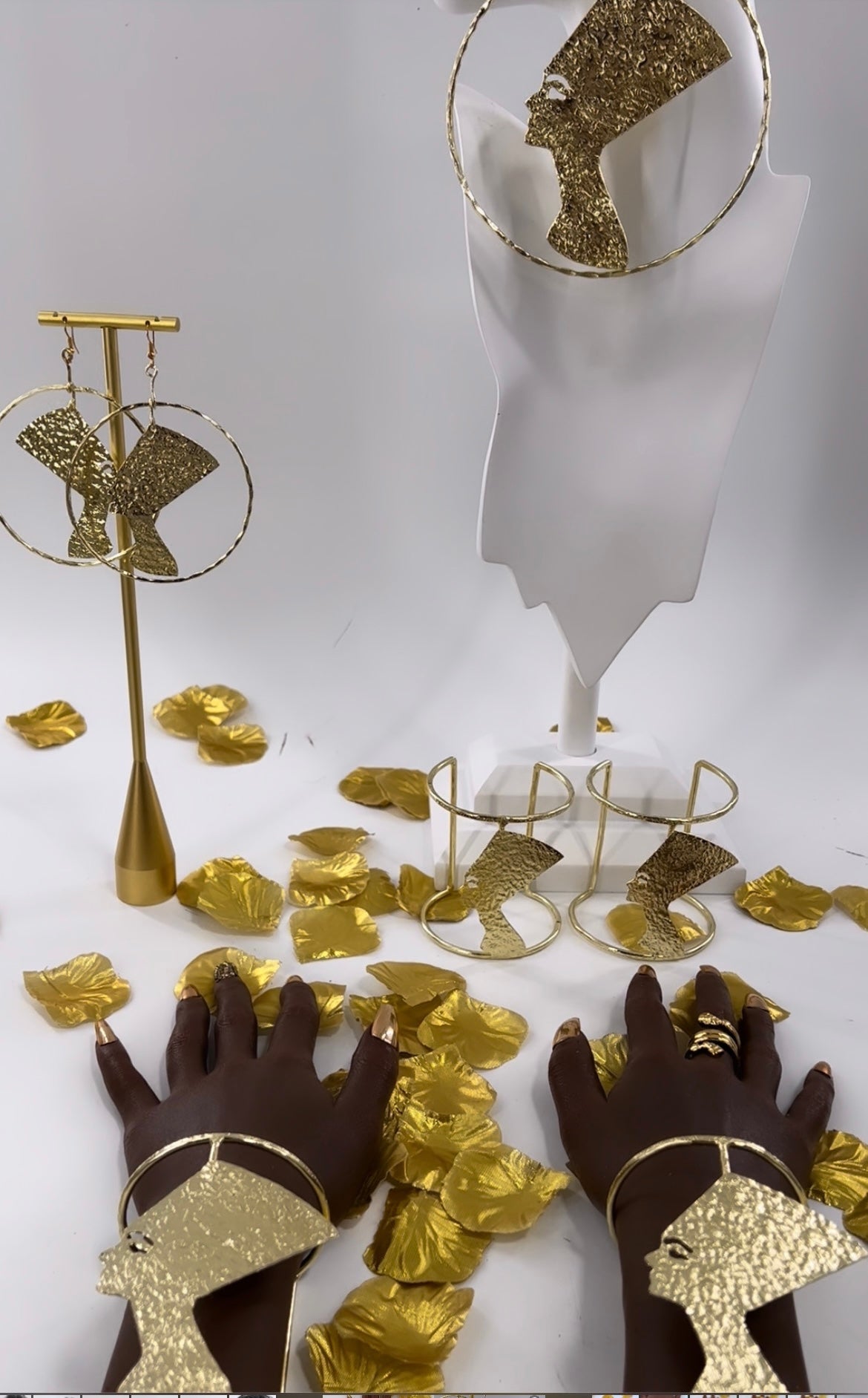 The Queen Nefertiti statement collection - Trufacebygrace