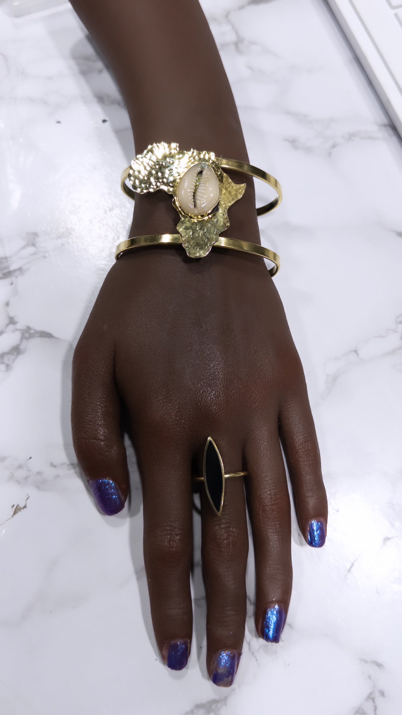 Kenyan Handcrafted Black Onyx Brass Ring