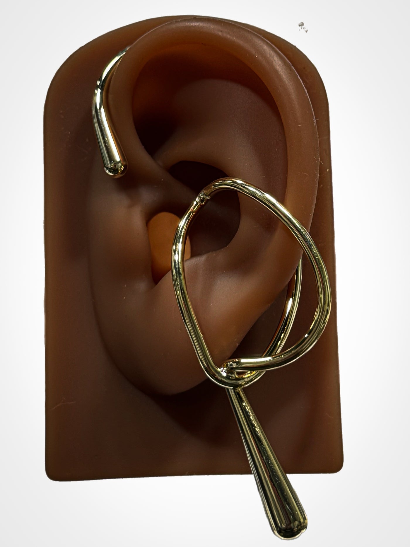 Asu adie ear cuff/ ear clip