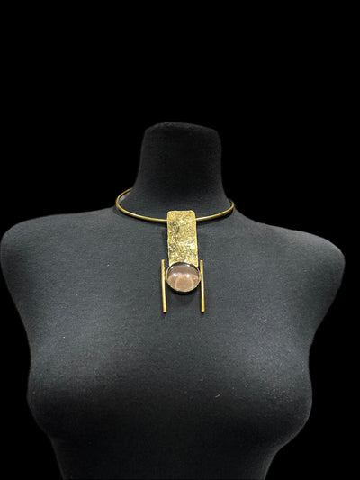 Upinde chair Brass with Glass Stone Necklace