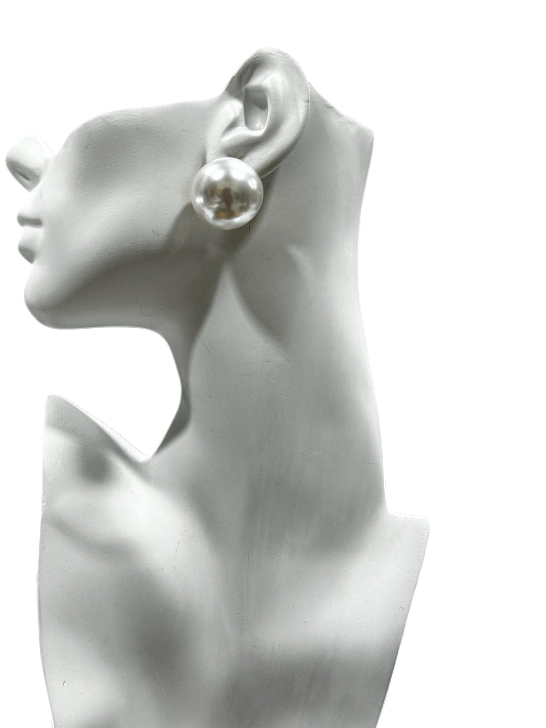 Matte Pearl Stud Earrings