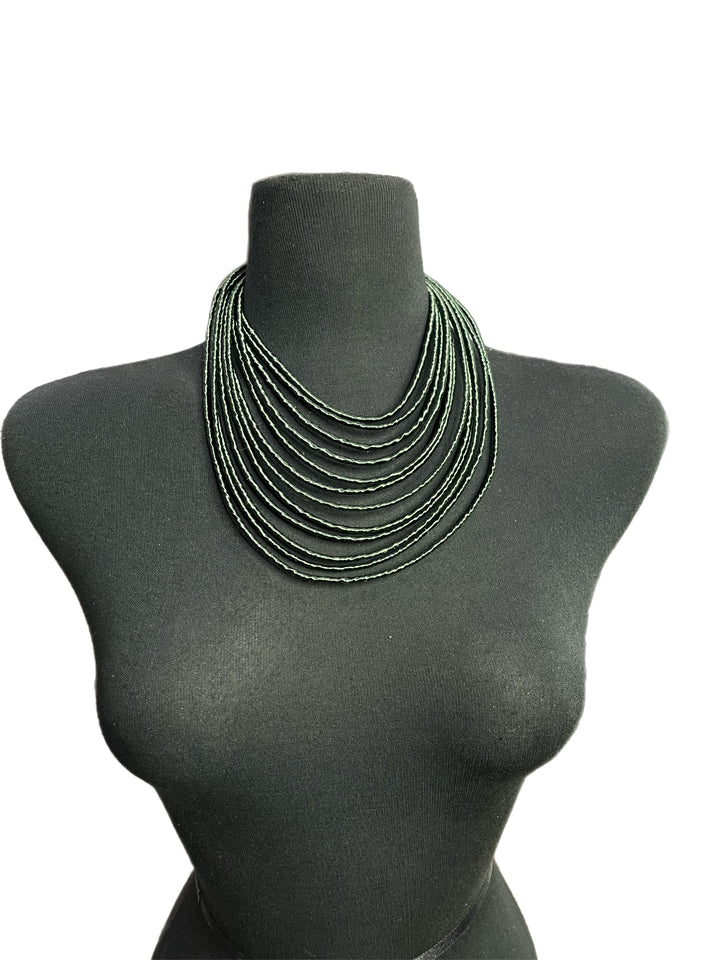 Sulewe Thread Necklace