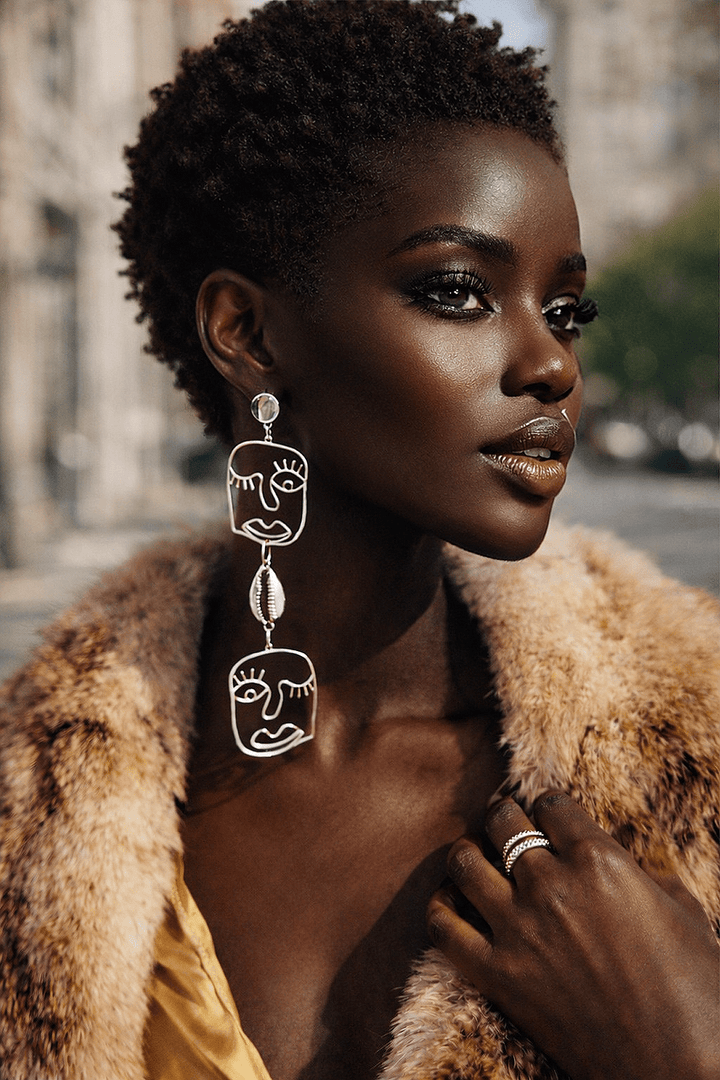 Abstract Muse Silver Face Earrings - Trufacebygrace