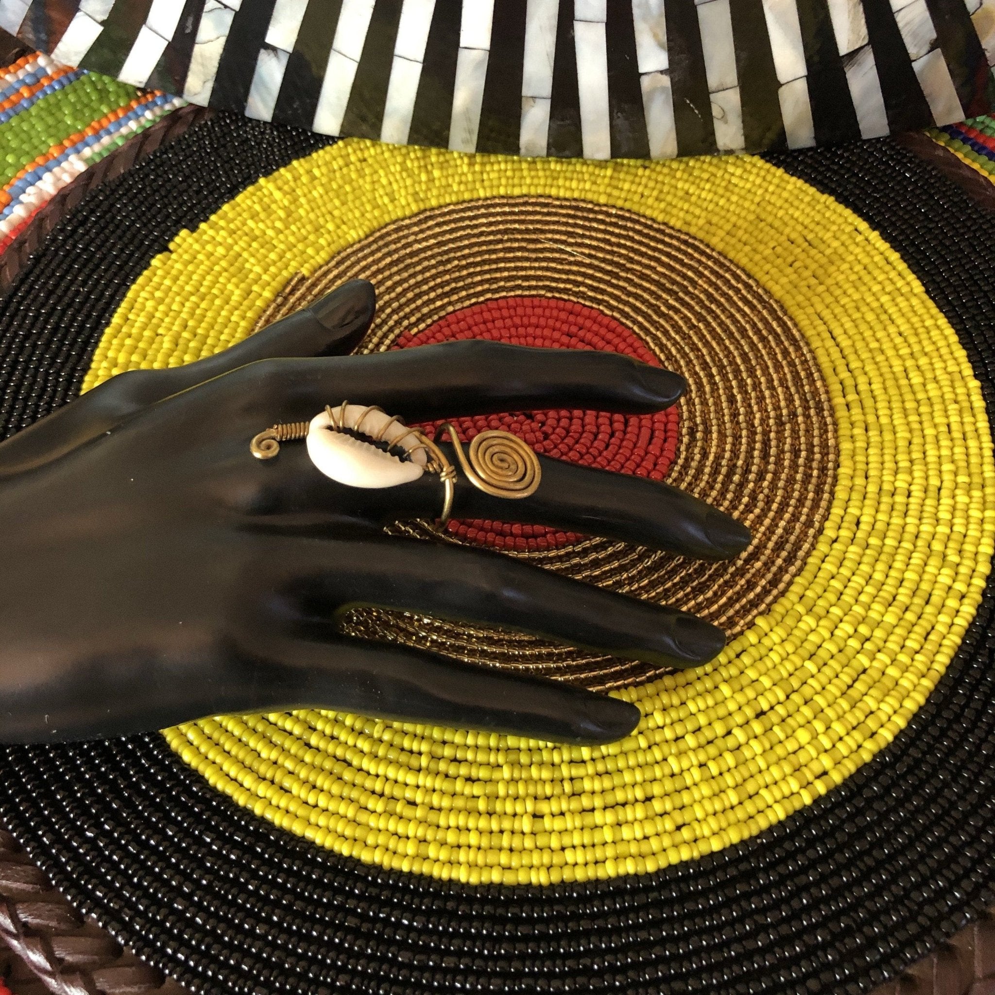 Adjustable Cowrie Shell Rings - Trufacebygrace
