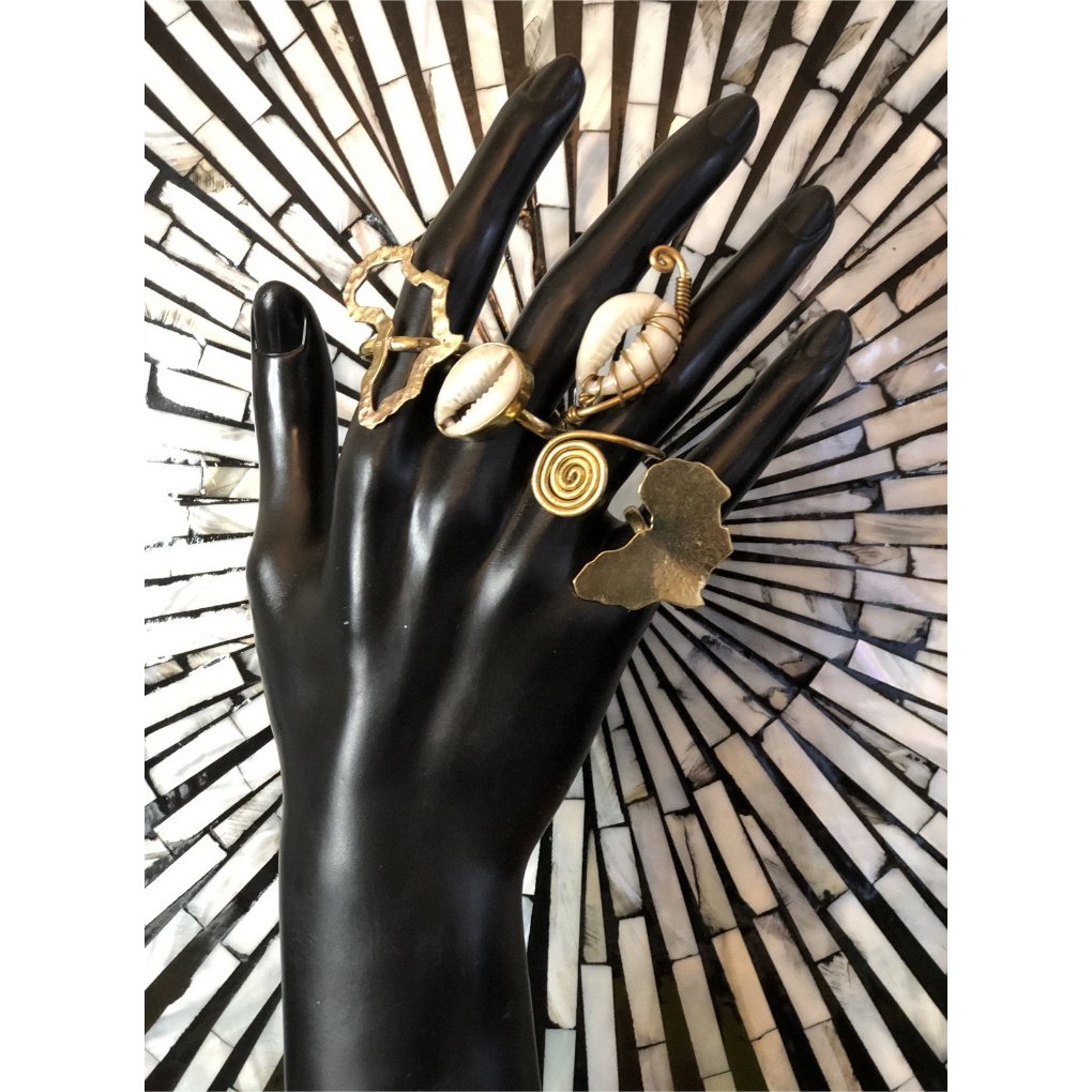 Adjustable Cowrie Shell Rings - Trufacebygrace