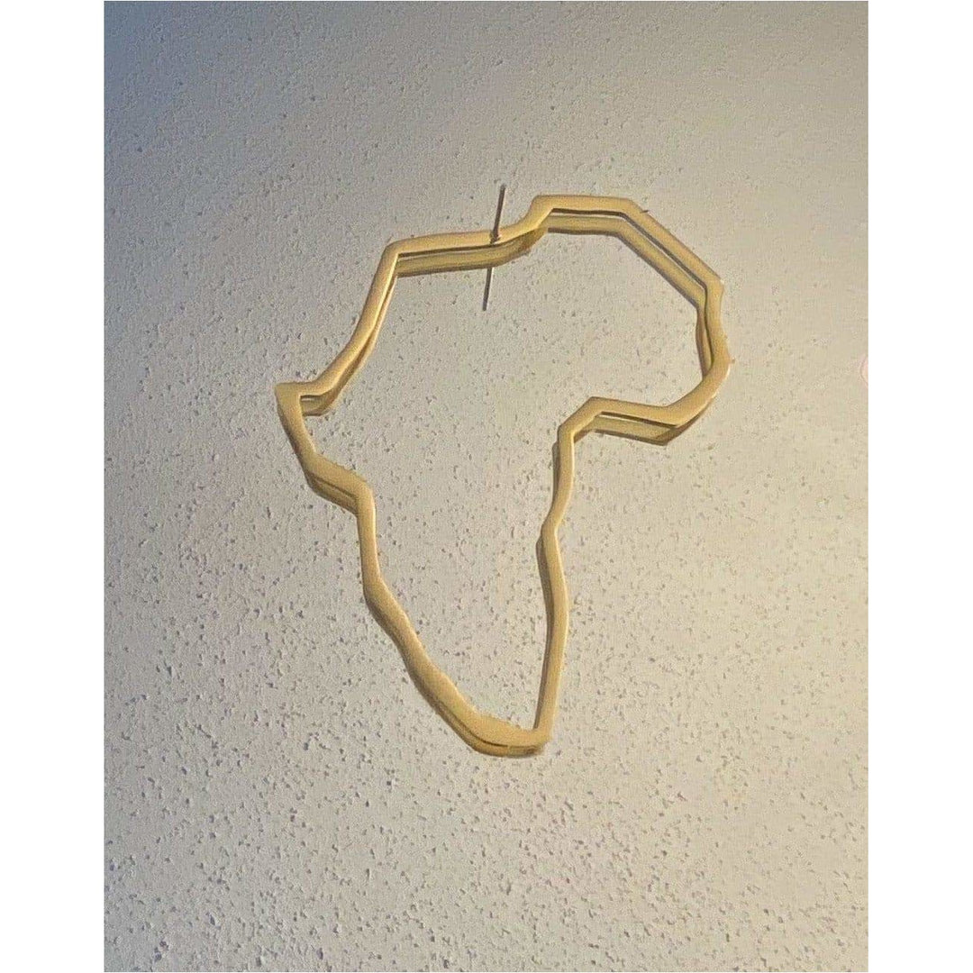 Africa Map outline Stud Earrings - Trufacebygrace