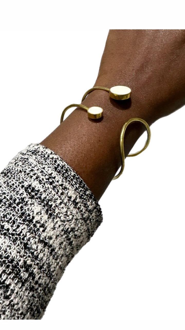 Akɔneɔba Bone and Brass Bracelet - Trufacebygrace