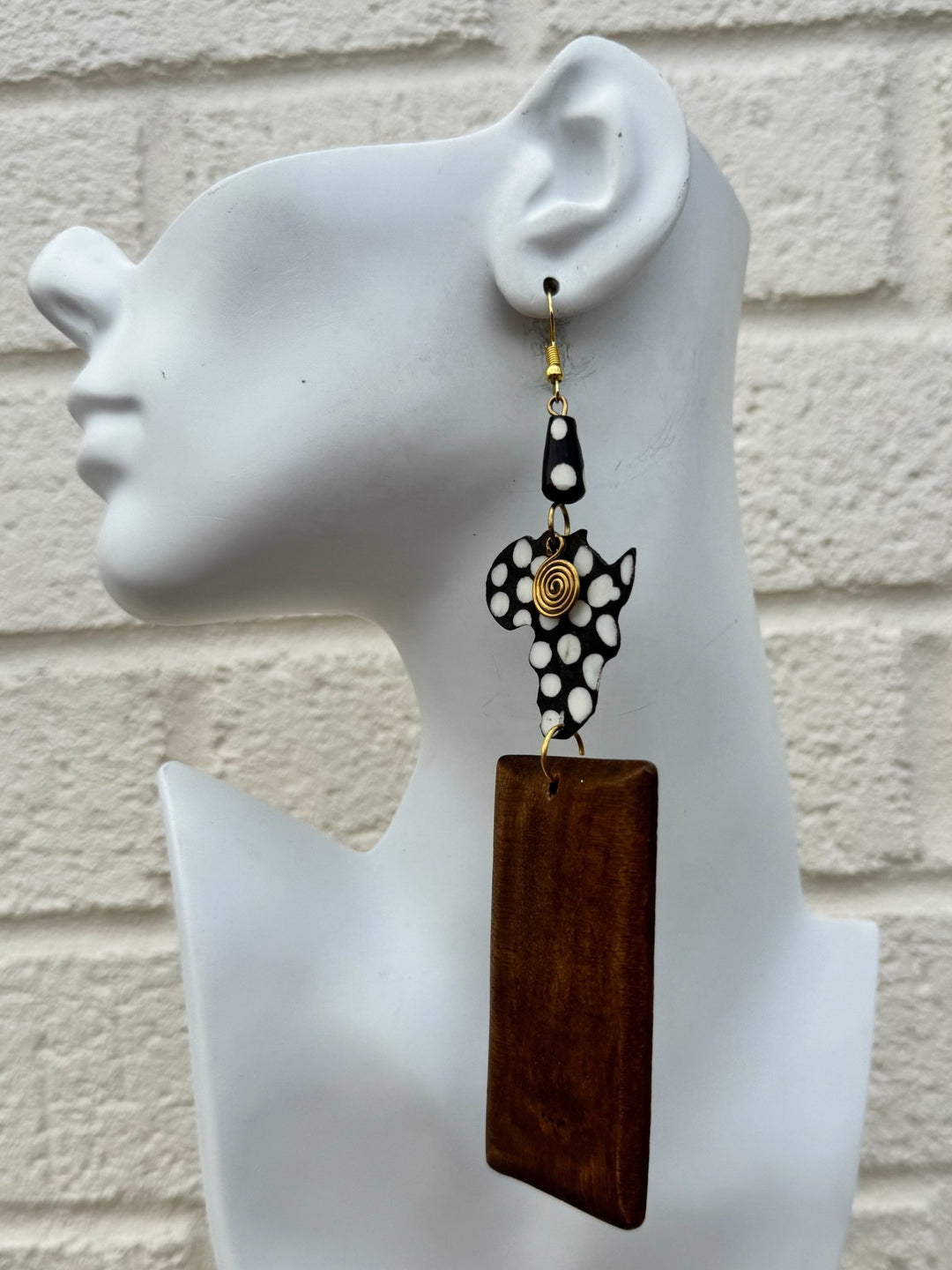 Alkebulan Oblong Earrings - Trufacebygrace