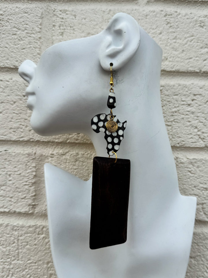 Alkebulan Oblong Earrings - Trufacebygrace