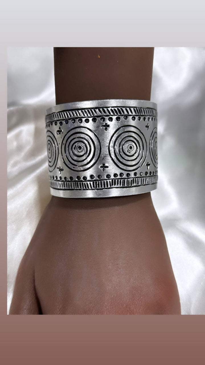 Alluminium Cuff / Bracelet - Trufacebygrace