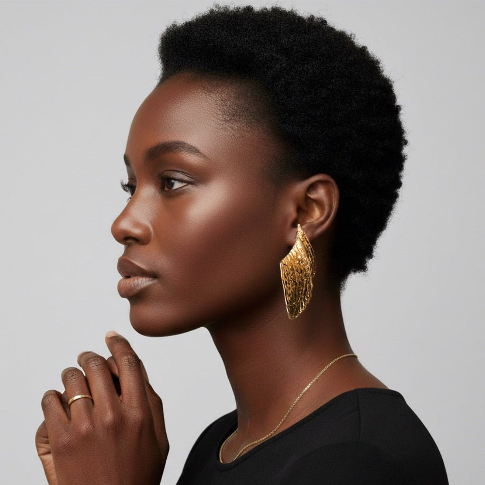 Amani Textured Leaf Earrings - Trufacebygrace