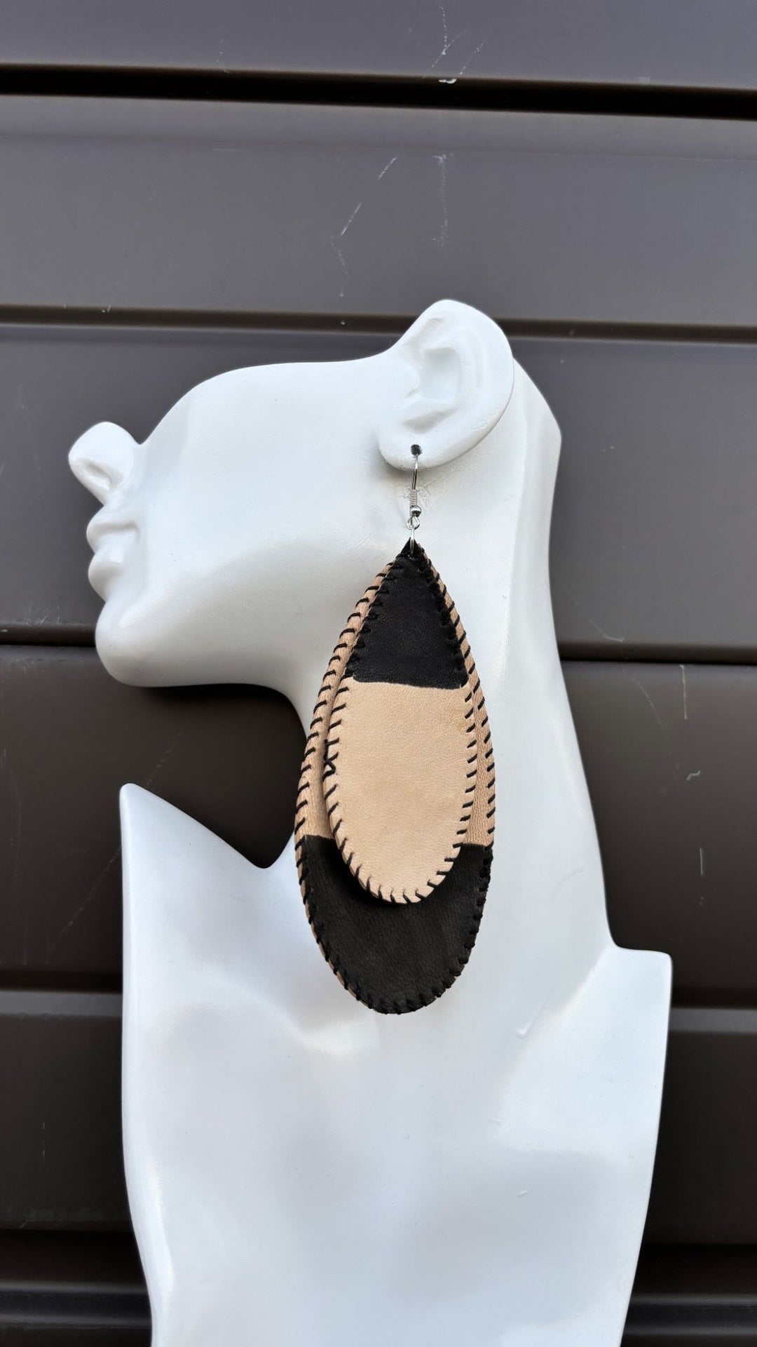 Aminata Genuine leather Earring - Trufacebygrace