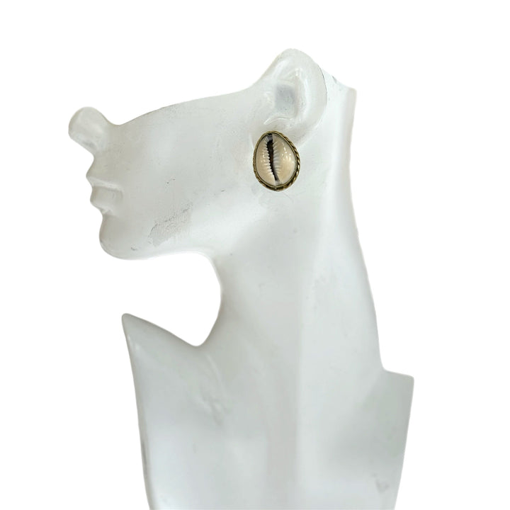 Cowry baako shell Stud Earring - Trufacebygrace