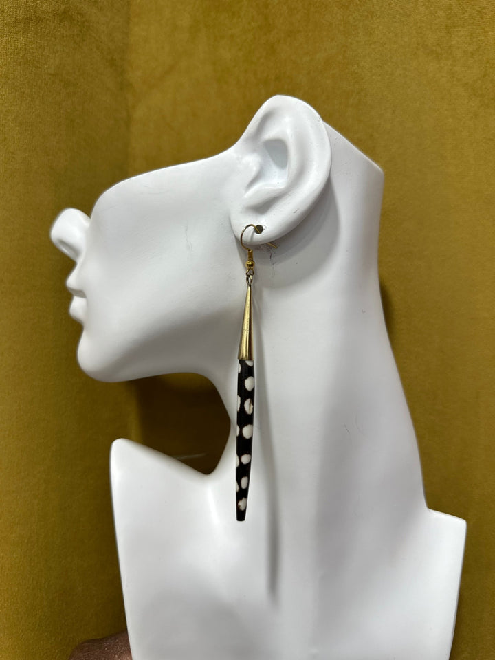 Dotted Noir Brass Drop Earrings - Trufacebygrace