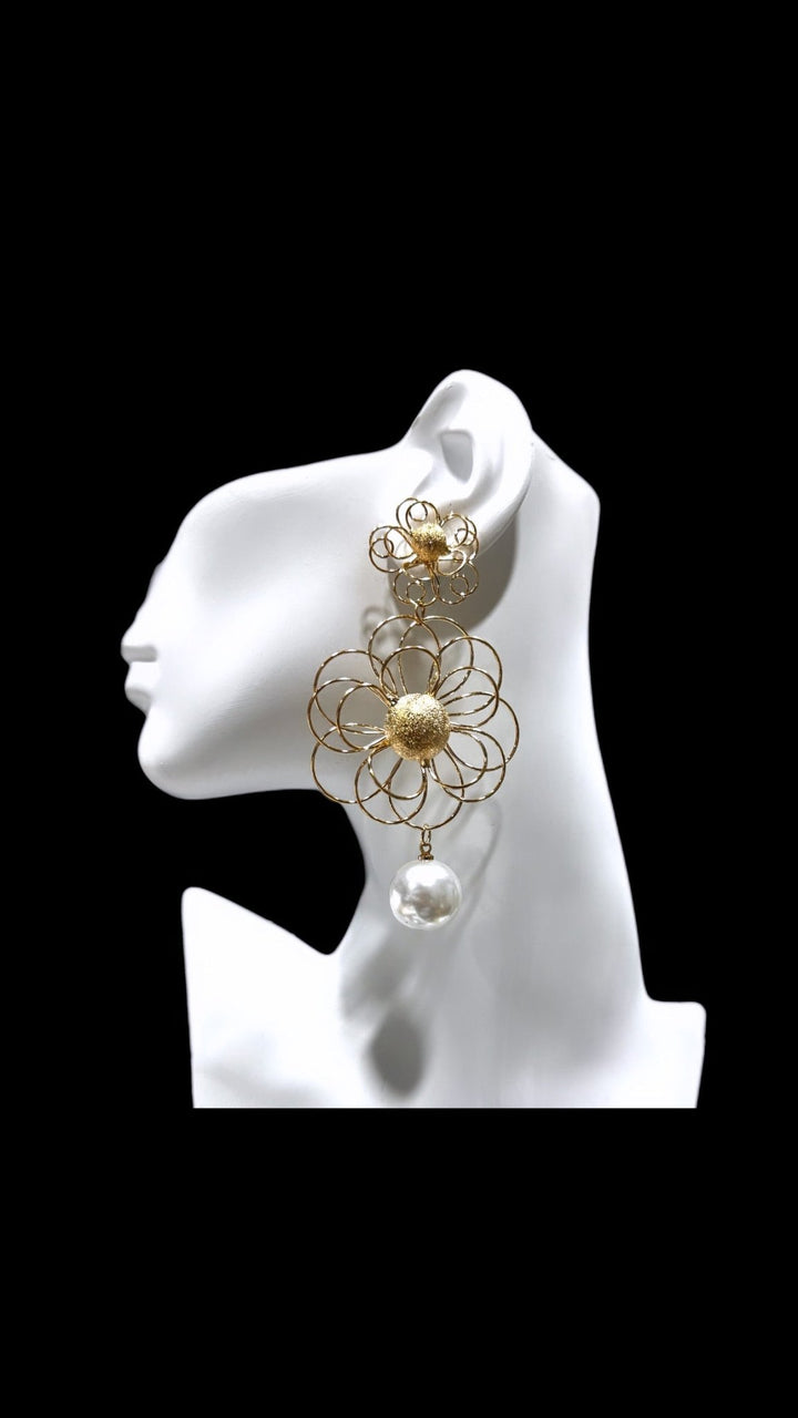 Esi Metal Flower with Pearl Earrings - Trufacebygrace