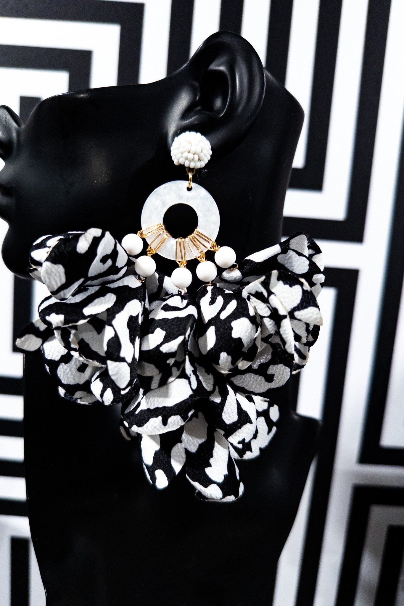 Flower Petals Puff Earrings - Prints - Trufacebygrace