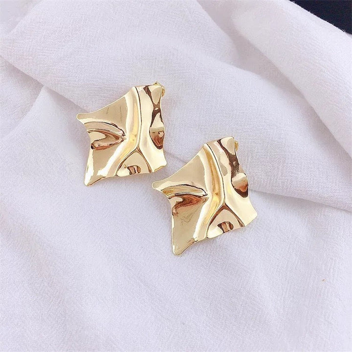 Fredua Statement Clip on earrings - Trufacebygrace