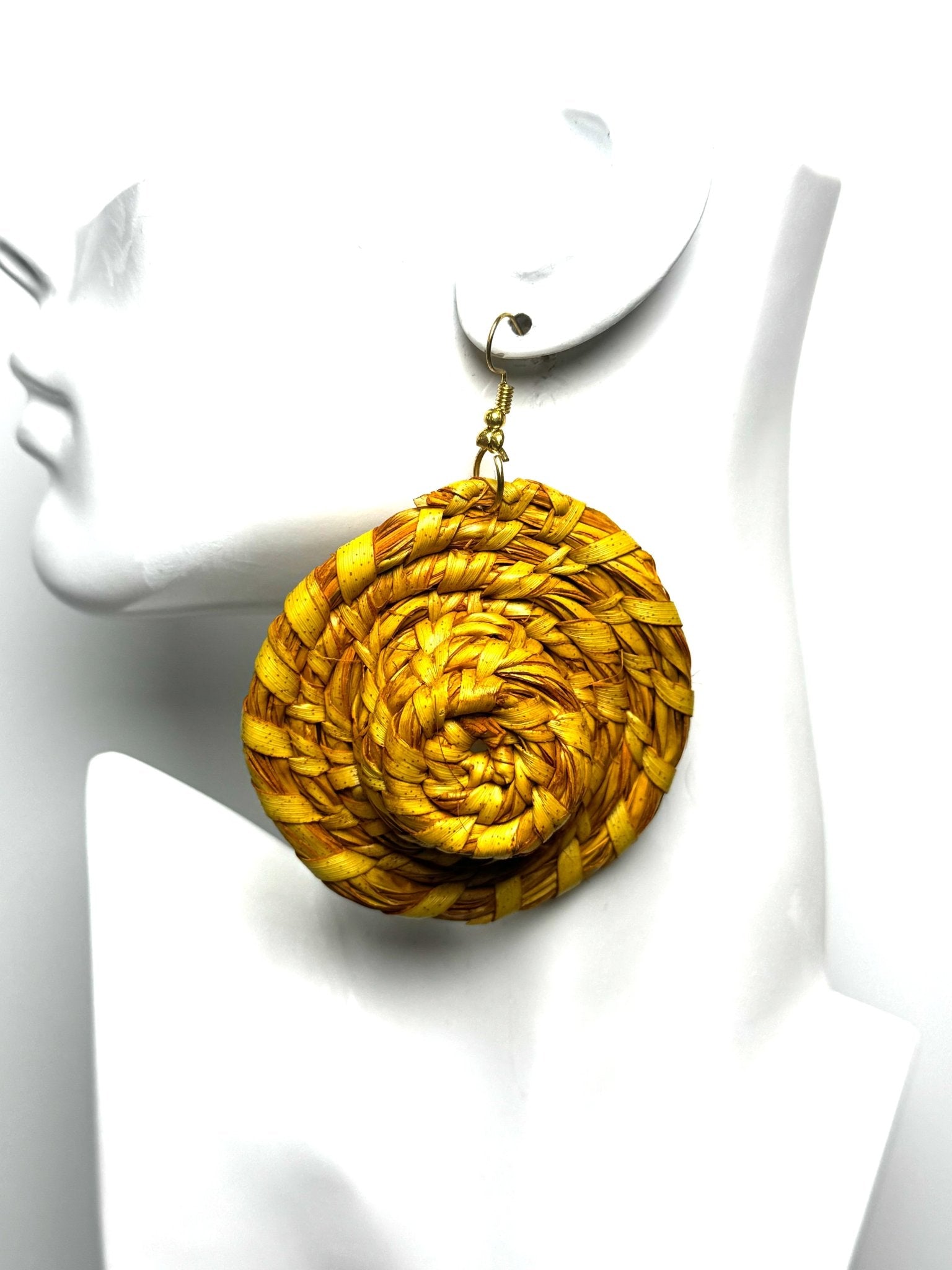 Handwoven Raffia Earrings - Trufacebygrace