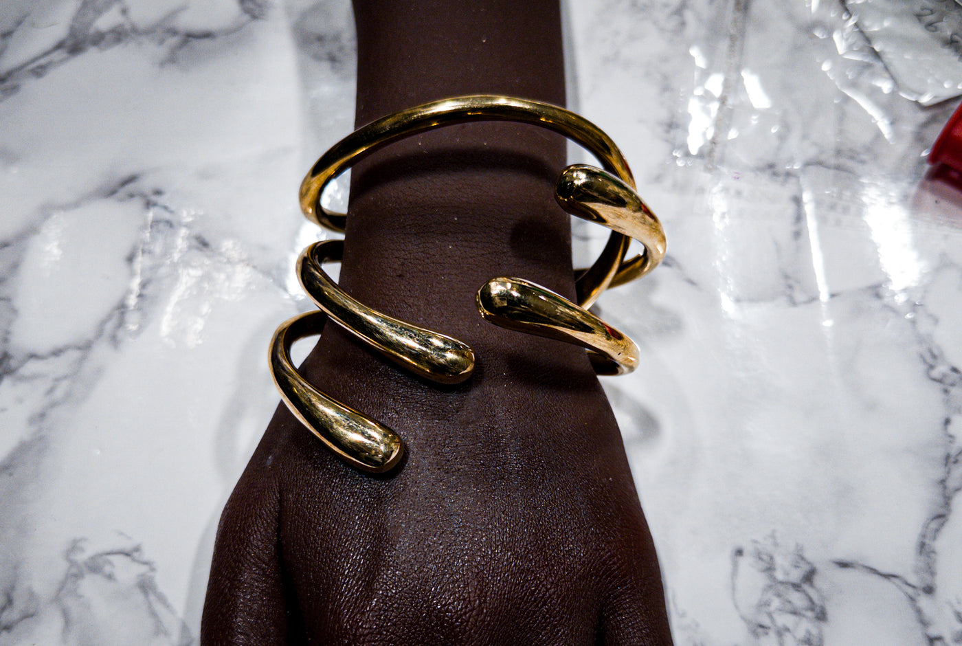 Genuine brass twisted bracelet