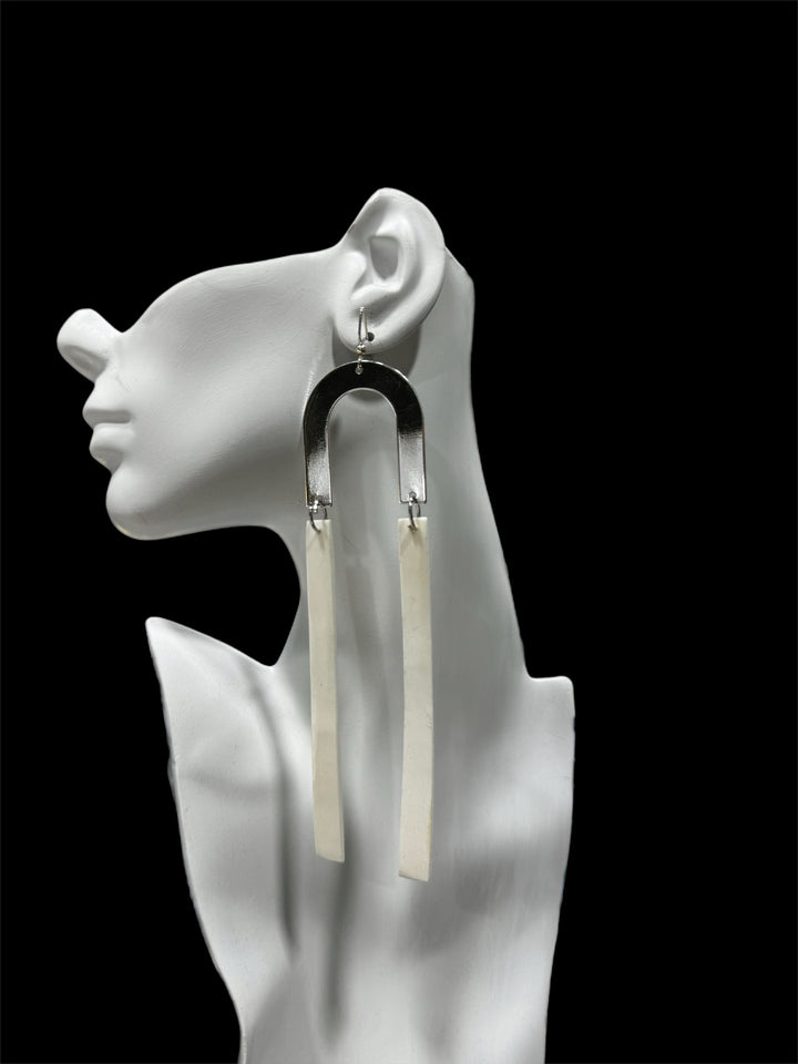 Bhiza Kiatu Earrings