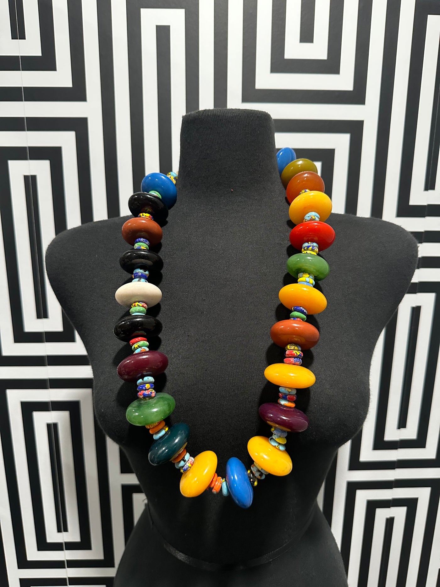 Nase Rounded beads Necklace