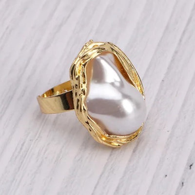Lily Pearl adjustable ring