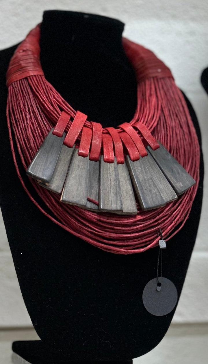Kaya Regal Ebony Necklace - Trufacebygrace