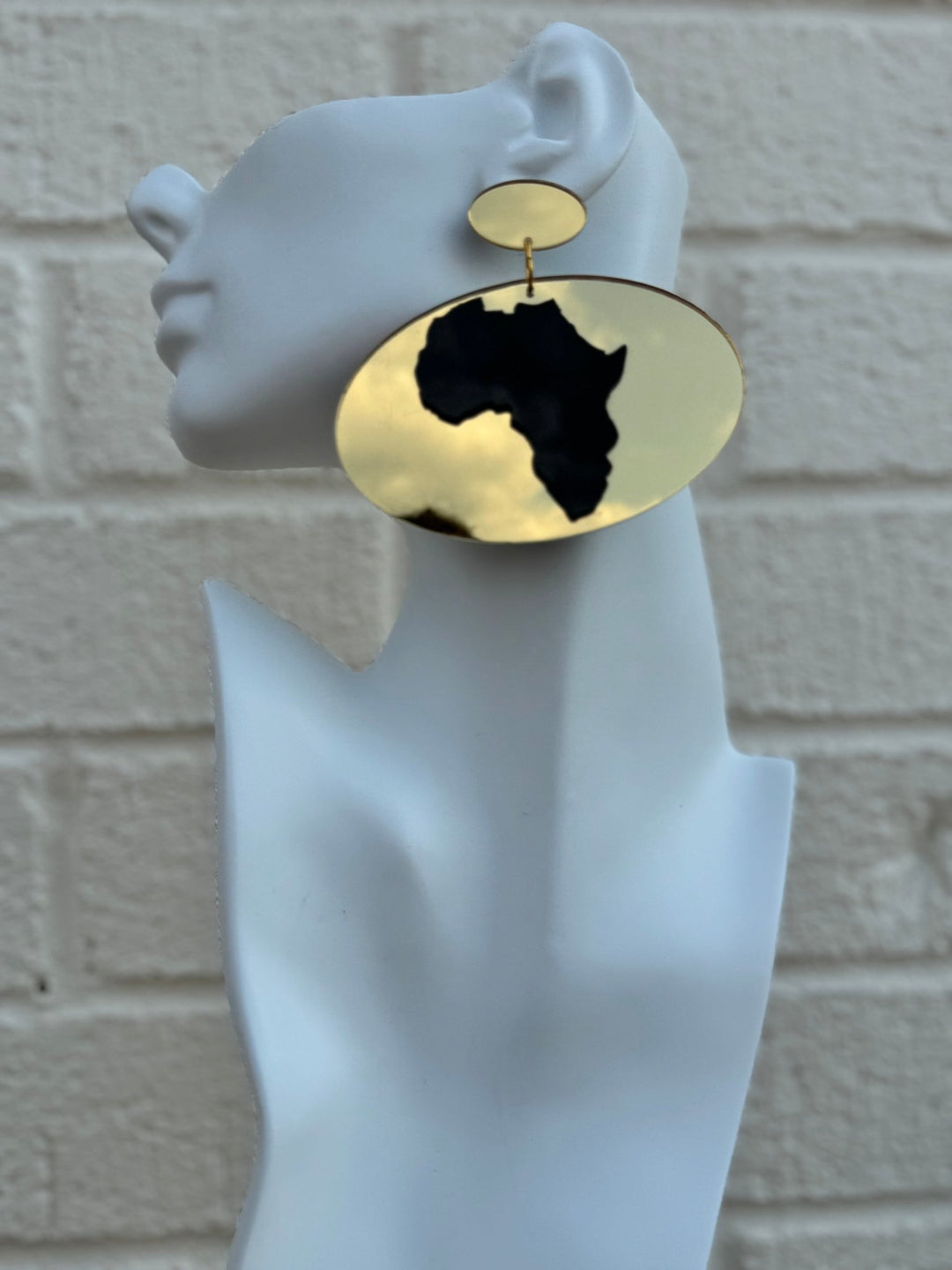 Kisasa Resin Africa Map Earrings - Trufacebygrace