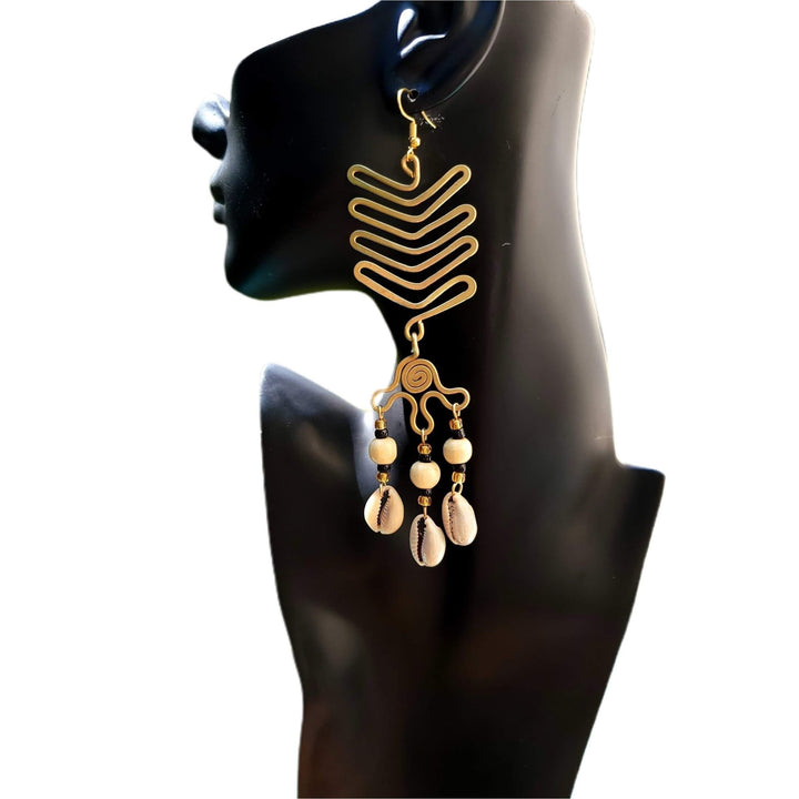 Kiwango and Brass earrings with shell Tikka - Trufacebygrace