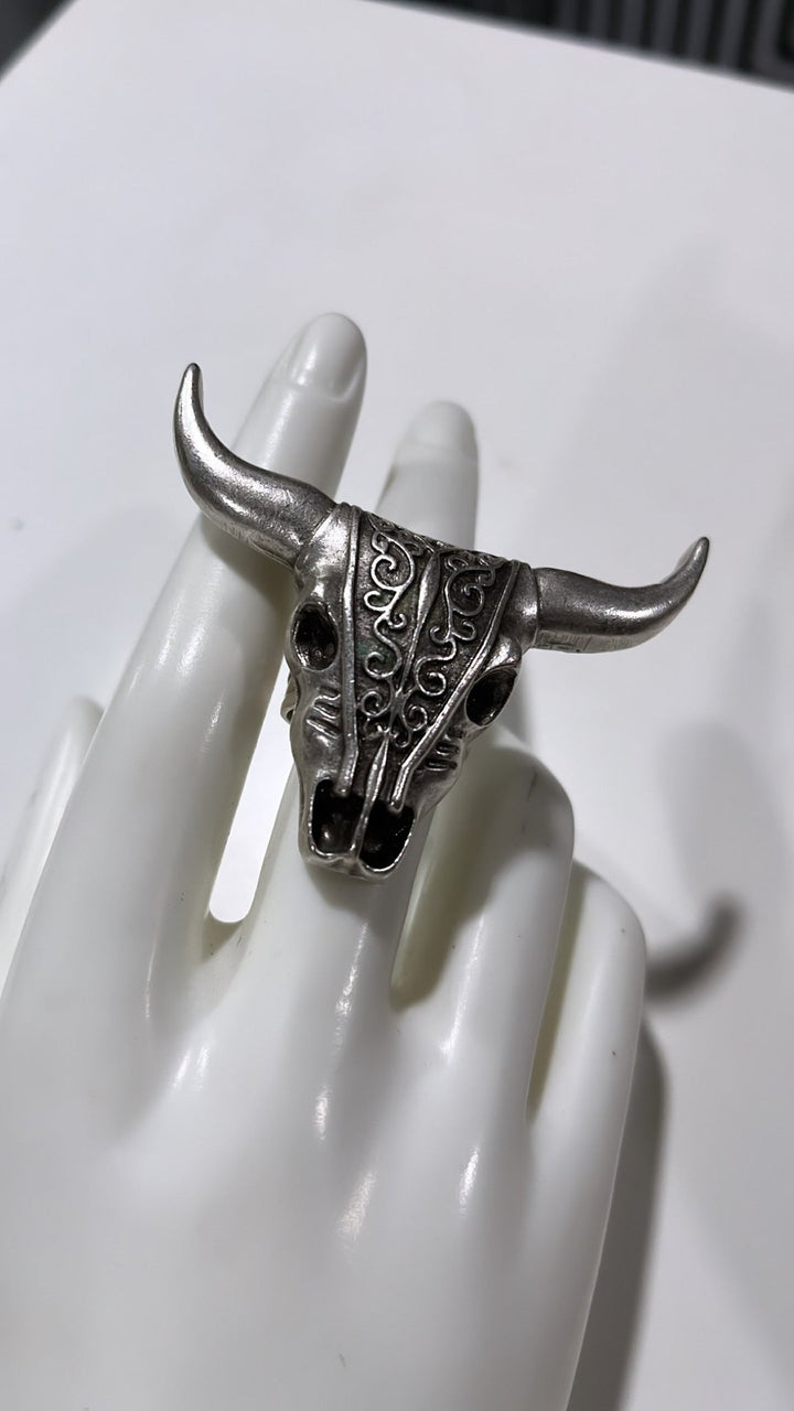 Nyati Nkunzi Bull Horn Ring - Trufacebygrace