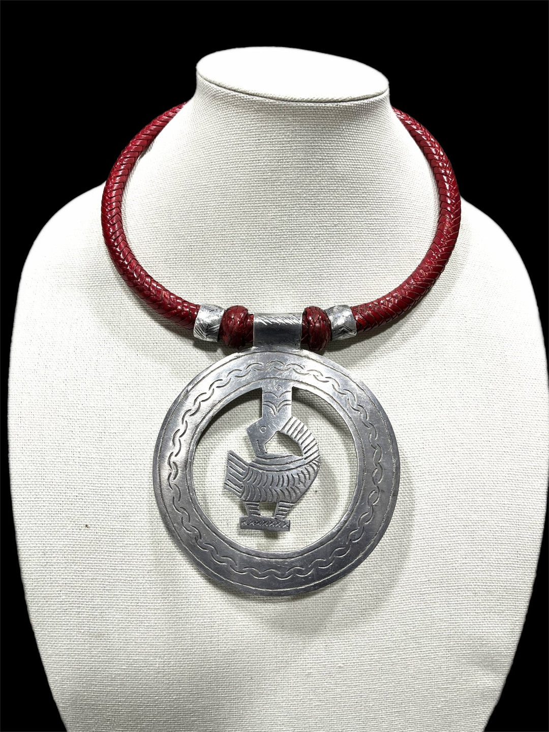 One strand leather large pendant Necklace - Trufacebygrace