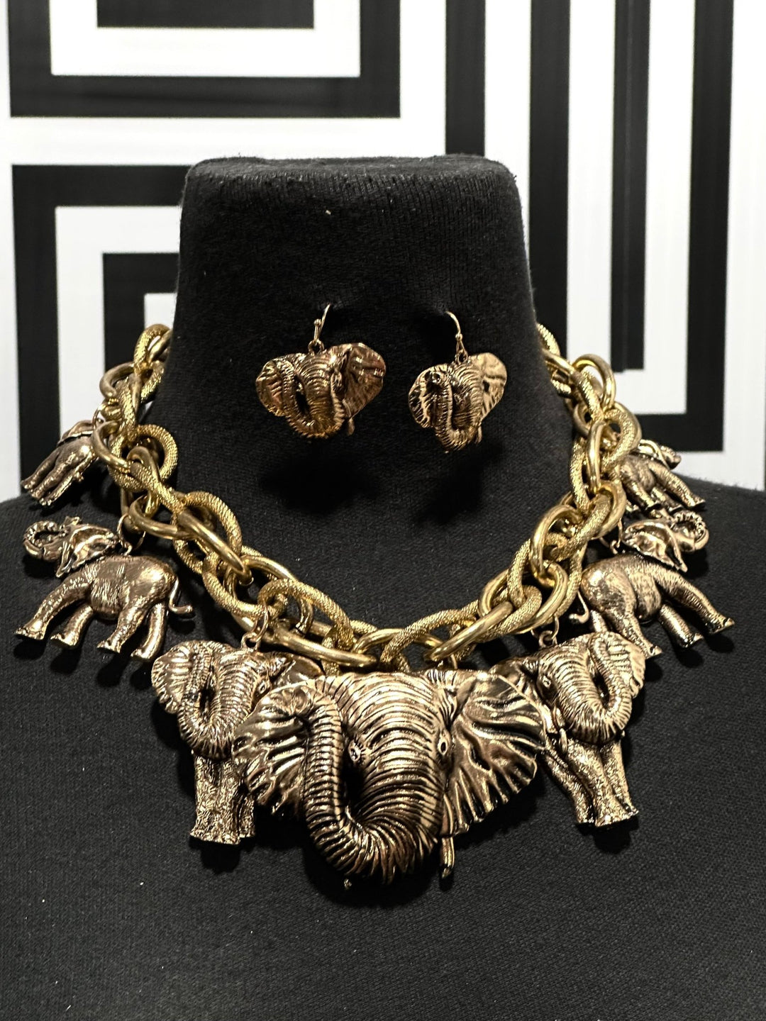 Osuno Elephant Charm Necklace and Earrings set - Trufacebygrace