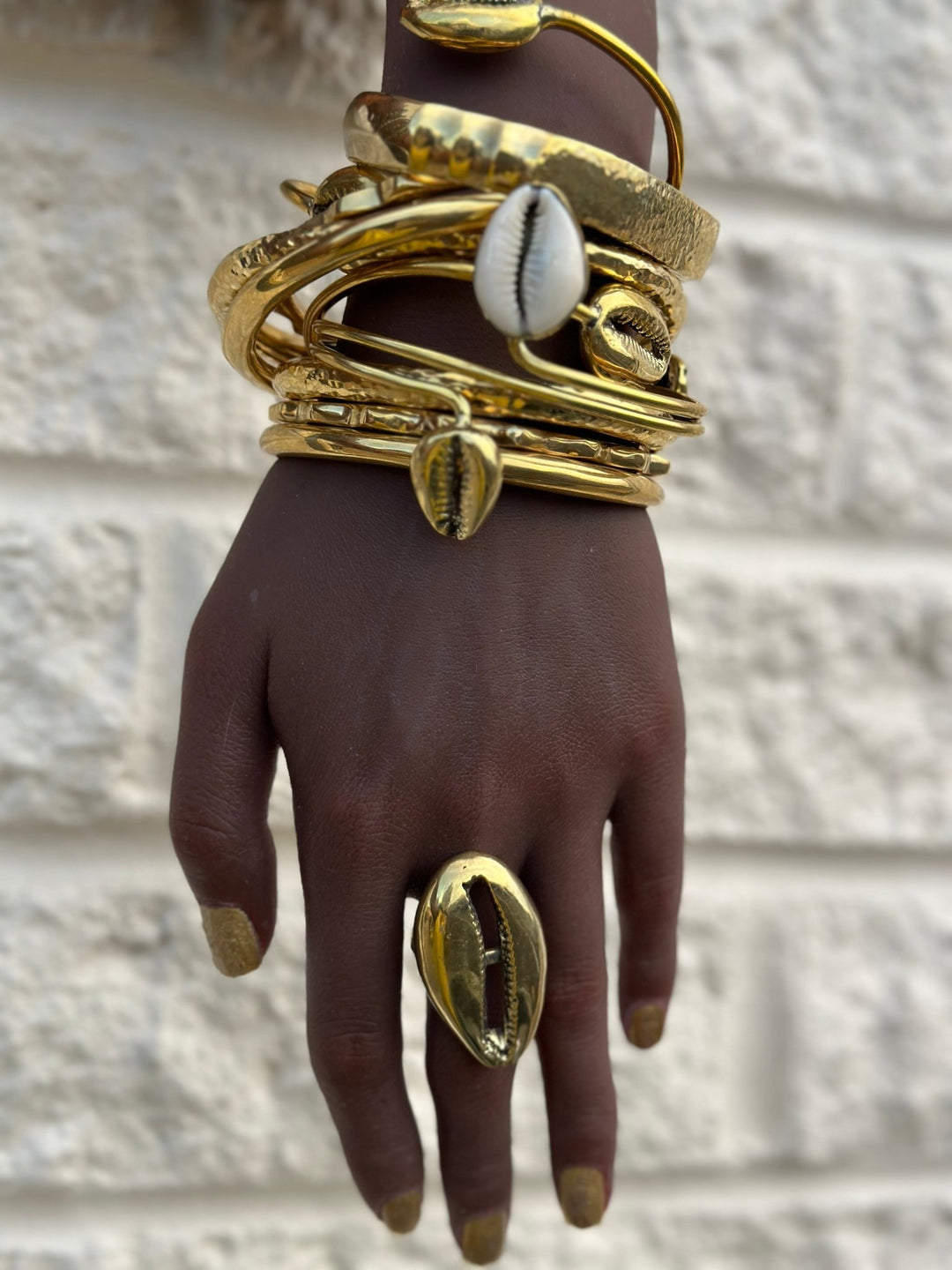 Oversize Gold Cowrie Shell Ring - Trufacebygrace