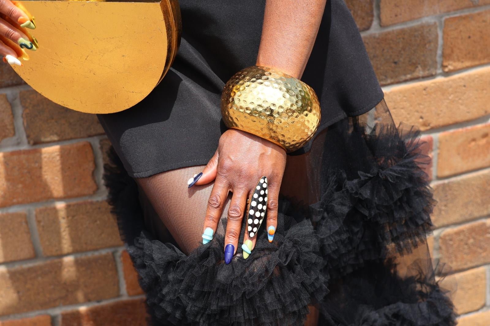 Oversized Gilded Gold Chunky Bangle - Trufacebygrace