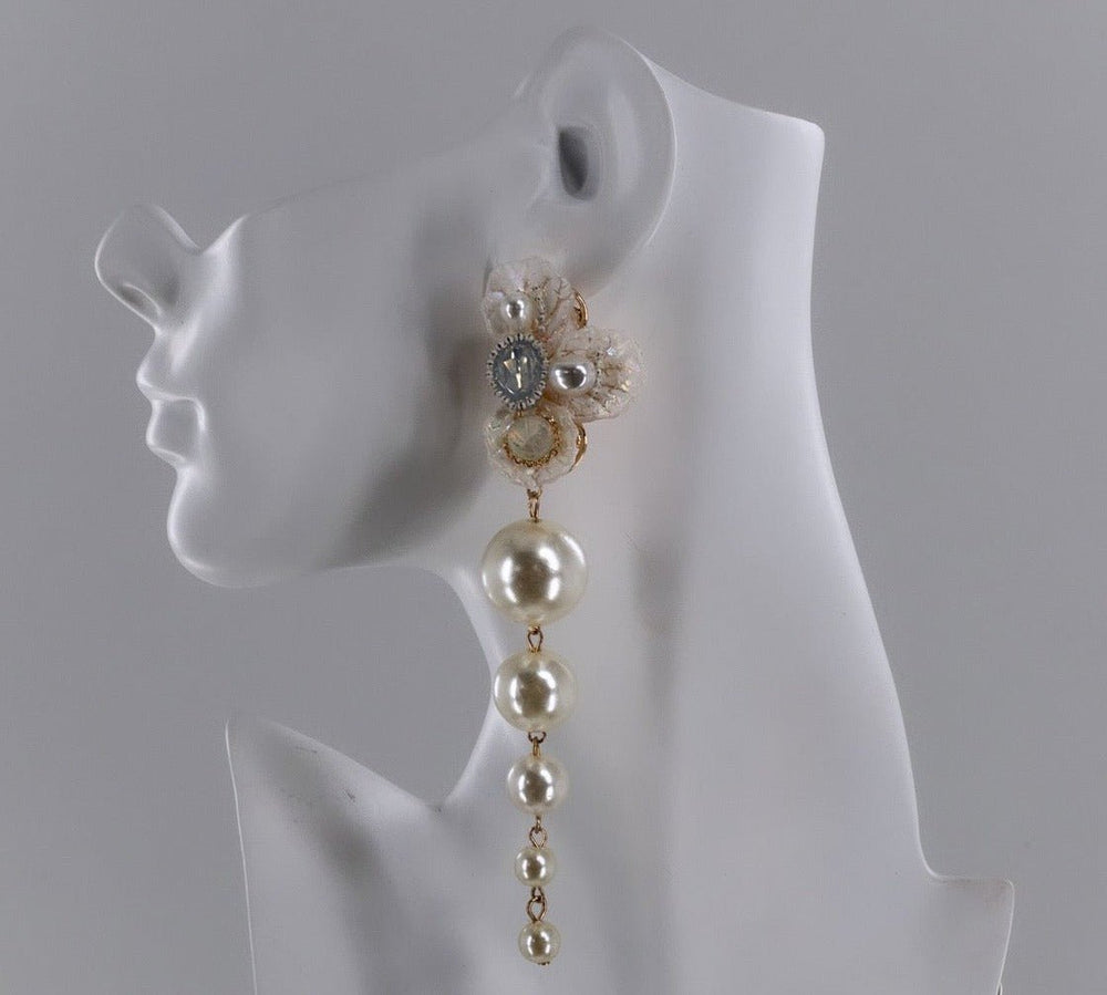 Pearl Flower earrings - Trufacebygrace