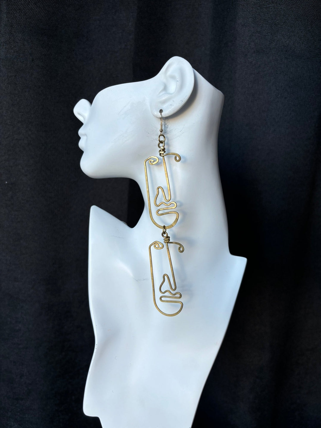 Rafiki Face Outline Earrings - Trufacebygrace