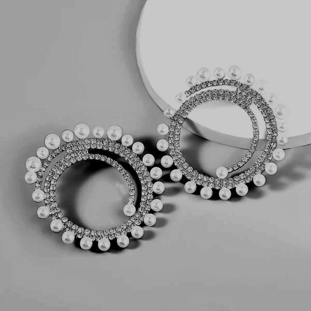 Round Rhinestone and Pearl Oversized earrings - Trufacebygrace