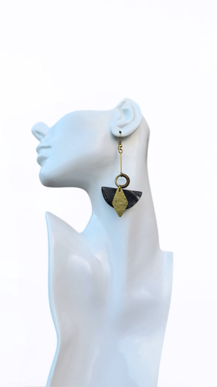 Safi Horn & Brass Dangle Earrings - Trufacebygrace