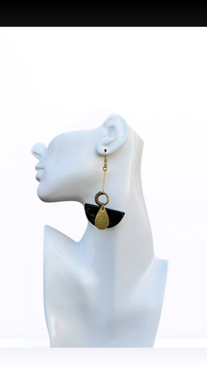 Safi Horn & Brass Dangle Earrings - Trufacebygrace