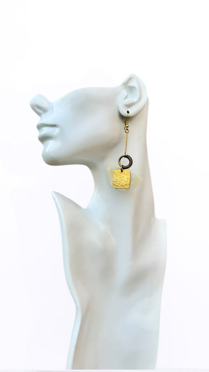 Safi Horn & Brass Dangle Earrings - Trufacebygrace