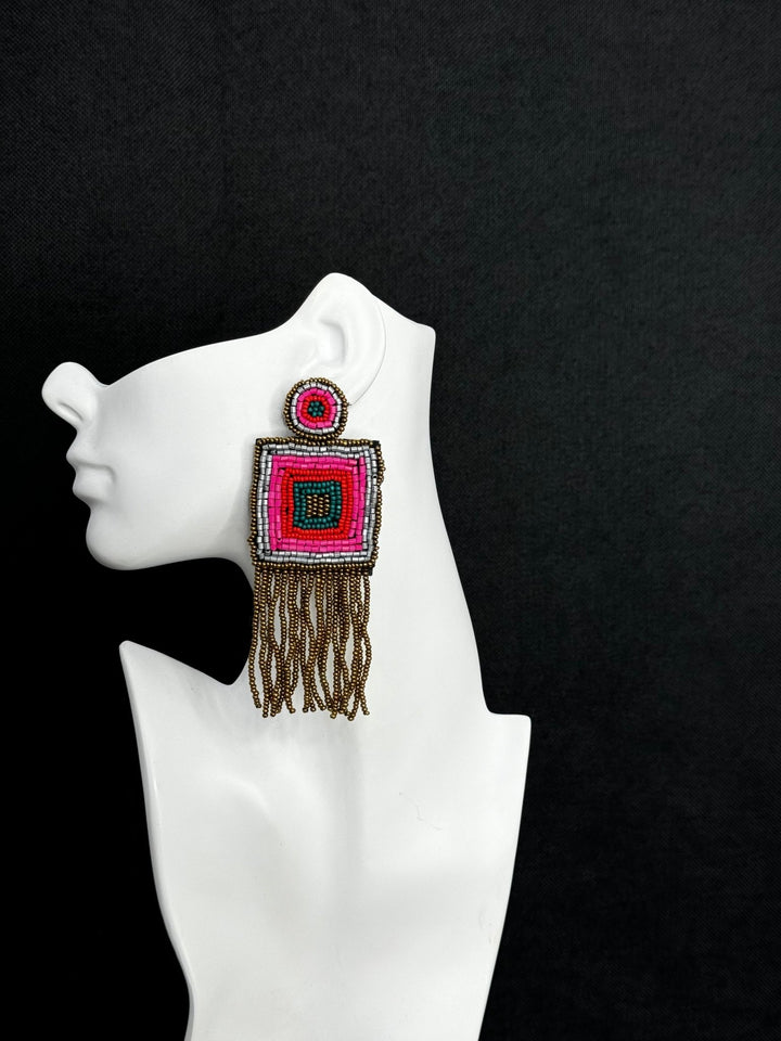 Sample: Beaded square fringe earrings - Trufacebygrace