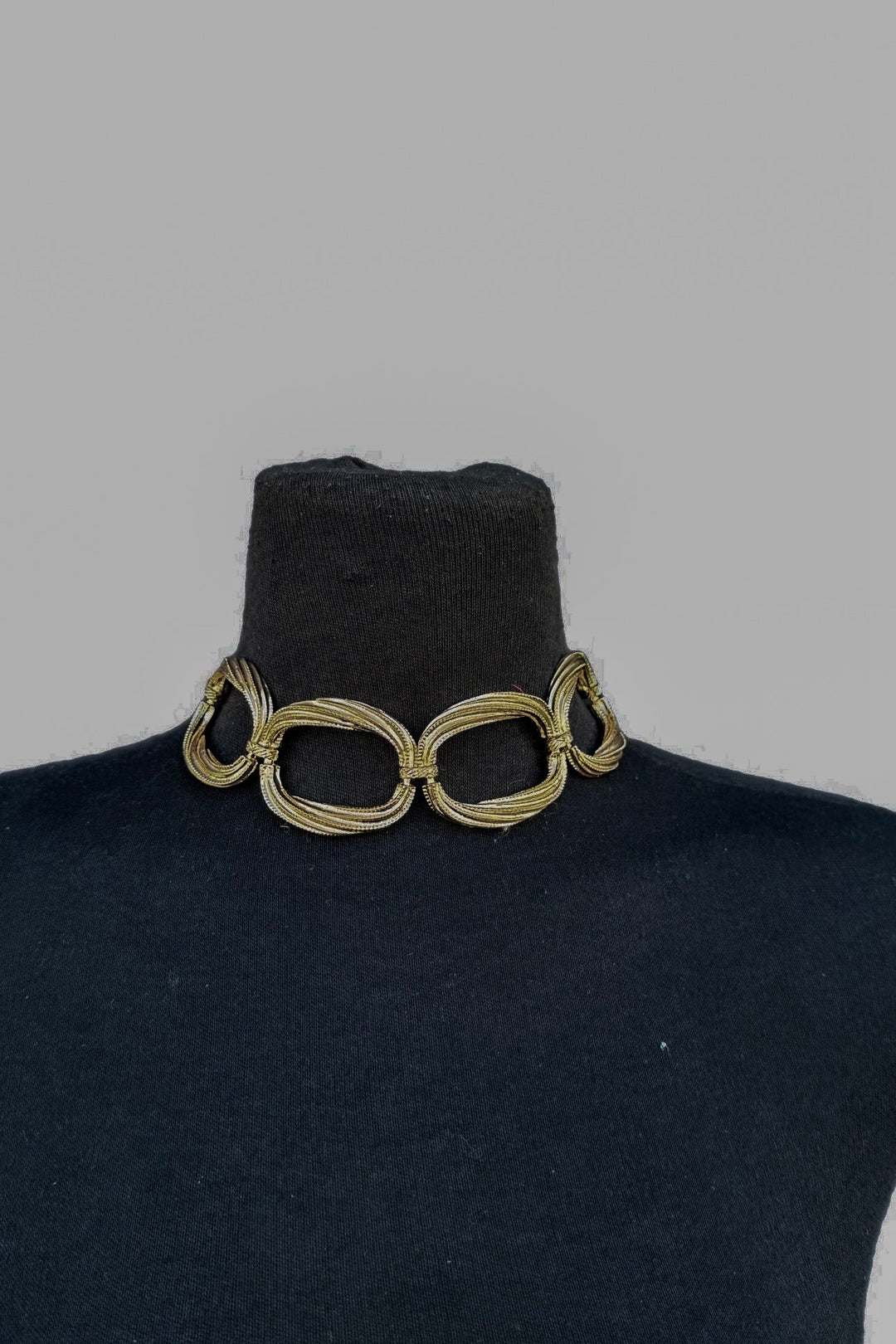 Sample : Bold Link Choker - Trufacebygrace