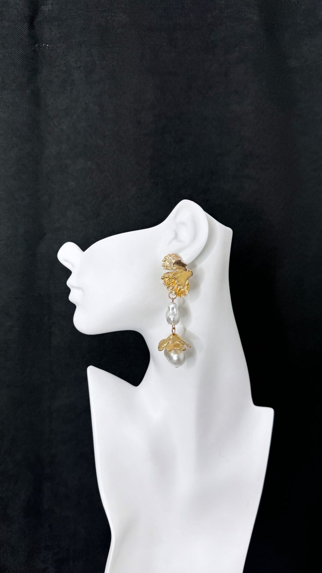 Sample: Delicate flower rose earrings - Trufacebygrace