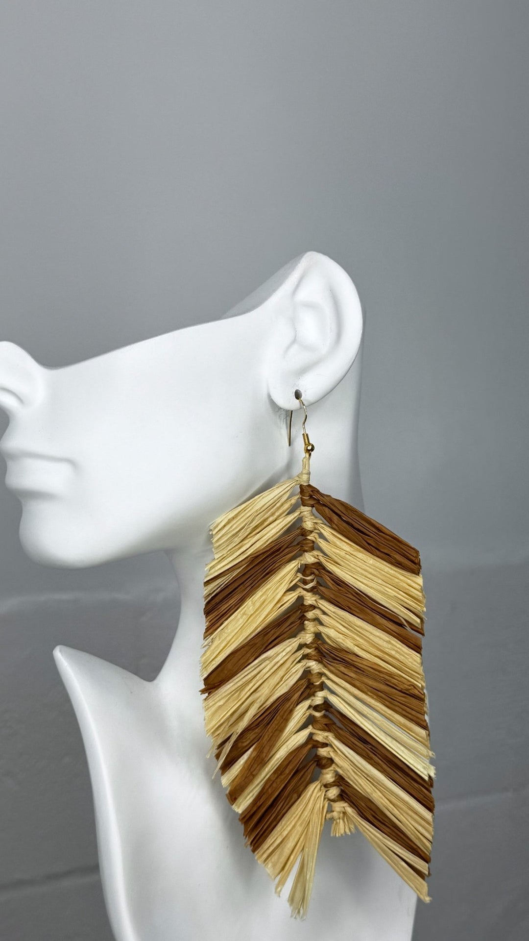 Sample: Lightweight Raffia Earrings - Trufacebygrace