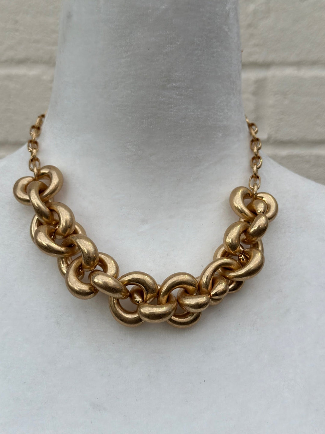 Sample : non tarnish link chain Necklace - Trufacebygrace