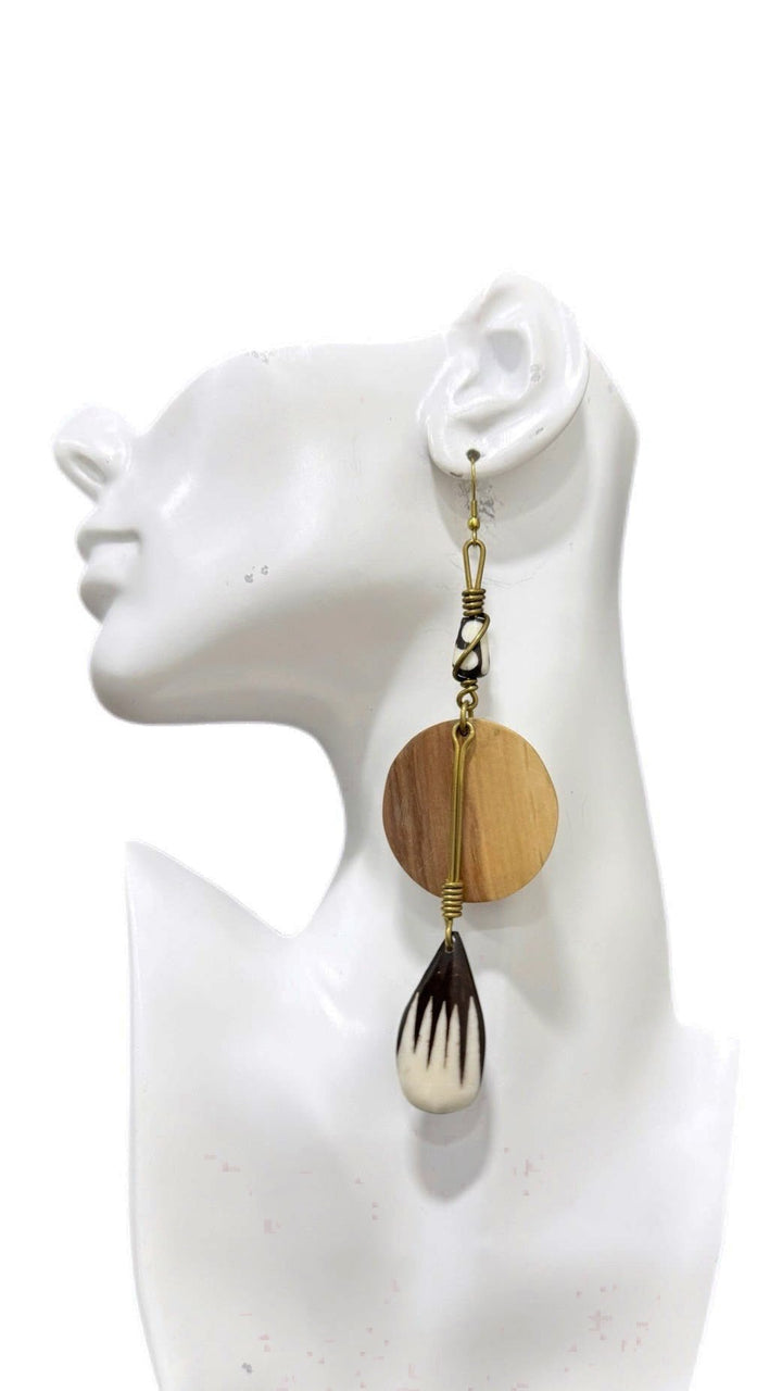 Sample : Nshira Tribal Drop Earring - Trufacebygrace